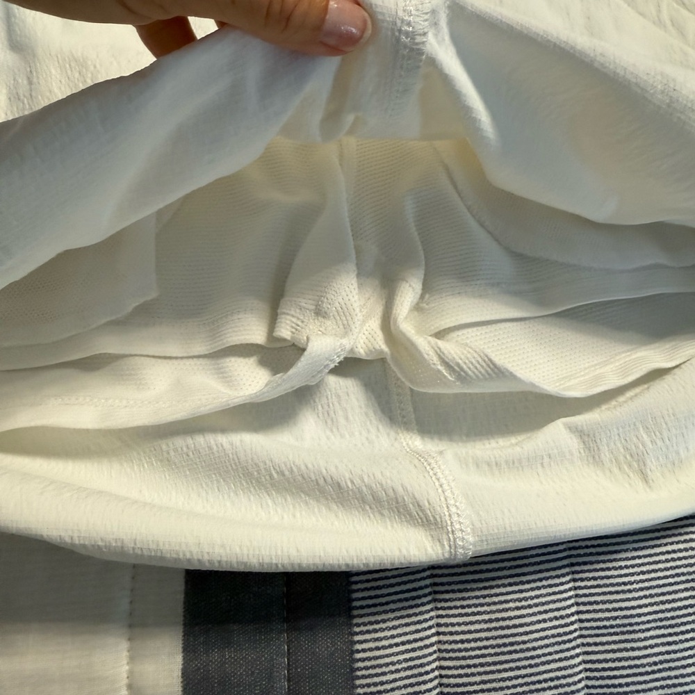 Athleta White Skort with Cargo Pockets - Picture 3 of 4